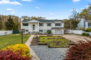 14 Old Black Point Rd, East Lyme, CT 06357 - Photo 3