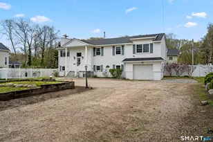 14 Old Black Point Rd, East Lyme, CT 06357 - Photo 31