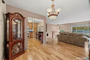 14 Old Black Point Rd, East Lyme, CT 06357 - Photo 11