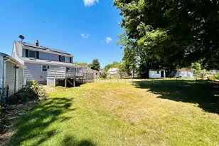11 Wayland Ct, Milford, CT 06460 - Photo 9