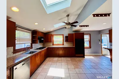 11 Wayland Court, Milford, CT 06460 - Photo 13