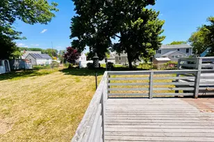 11 Wayland Ct, Milford, CT 06460 - Photo 11