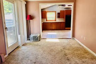 11 Wayland Ct, Milford, CT 06460 - Photo 17