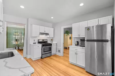 324 Villa Avenue, Fairfield, CT 06825 - Photo 13