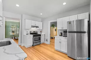 324 Villa Ave, Fairfield, CT 06825 - Photo 13