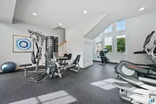 77 Havemeyer Ln, Stamford, CT 06902 - Photo 33