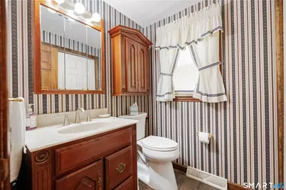 14 Amy Lane, Simsbury, CT 06070 - Photo 19