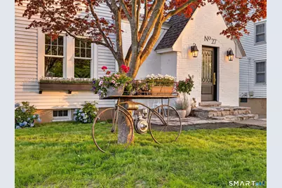 27 Harland Place, Norwich, CT 06360 - Photo 1