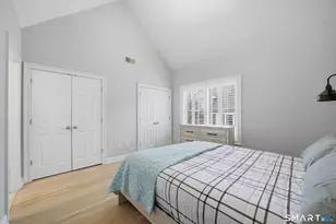 39 Maple Tree Ave, Stamford, CT 06906 - Photo 7
