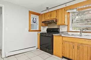 36 Baggott St, West Haven, CT 06516 - Photo 9