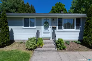 52 Overhill Dr, Berlin, CT 06037 - Photo 5
