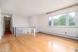30 Tamanny Trail, Danbury, CT 06811 - Photo 3