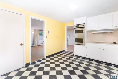 146 Victoria Road, New Britain, CT 06052 - Photo 7
