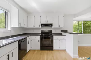 19 Mallard Cir, Simsbury, CT 06081 - Photo 5