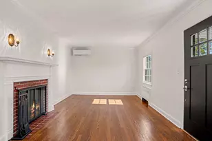 40 Woodbury Ave, Stamford, CT 06907 - Photo 11