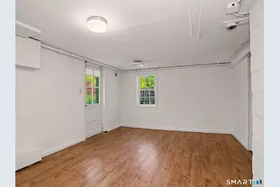 40 Woodbury Avenue, Stamford, CT 06907 - Photo 31
