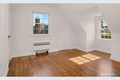 40 Woodbury Avenue, Stamford, CT 06907 - Photo 19
