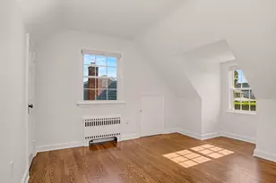 40 Woodbury Ave, Stamford, CT 06907 - Photo 19