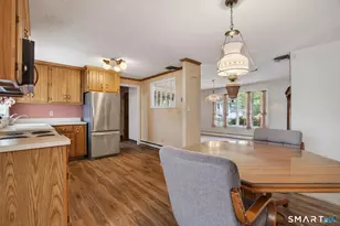 12 Oak Hill Dr, East Haven, CT 06513 - Photo 9
