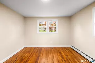 7 Cannon St, Windsor Locks, CT 06096 - Photo 17