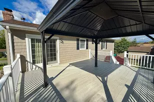 14 Poplar Dr, Seymour, CT 06483 - Photo 9