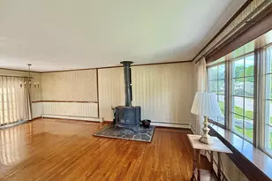 14 Poplar Dr, Seymour, CT 06483 - Photo 13