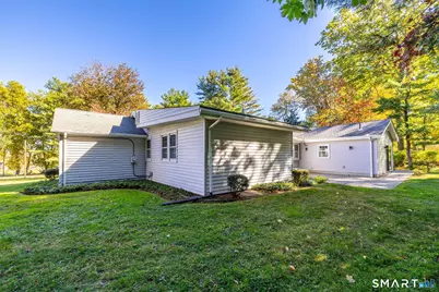 101 Collier Road, Wethersfield, CT 06109 - Photo 27