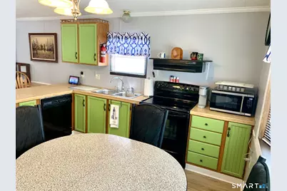 7 Woodland Park, Shelton, CT 06484 - Photo 7