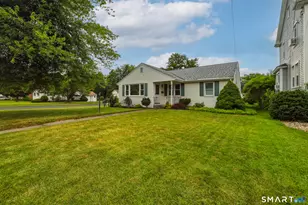 144 Colonial St, West Hartford, CT 06110 - Photo 3