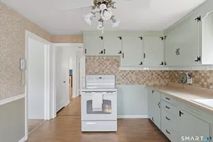 116 Walker St, Manchester, CT 06040 - Photo 11