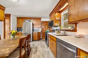66 Gifford Ave, Windham, CT 06226 - Photo 11