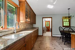 11 Candlewood Ln, Farmington, CT 06032 - Photo 5