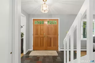 1 Fairfield Ln, Simsbury, CT 06070 - Photo 3