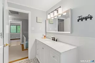 1 Fairfield Ln, Simsbury, CT 06070 - Photo 23