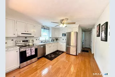 3 Wagon Road, Enfield, CT 06082 - Photo 9