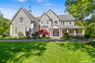 35 Cherry Gate Ln, Trumbull, CT 06611 - Photo 1