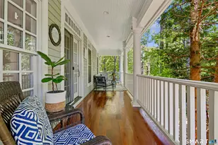 35 Cherry Gate Ln, Trumbull, CT 06611 - Photo 3