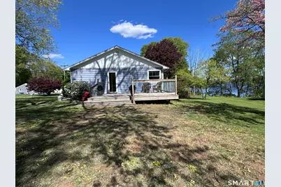 13 Trading Cove Drive, Norwich, CT 06360 - Photo 9