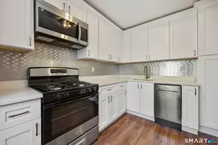 91 Strawberry Hill Ave, Stamford, CT 06902 - Photo 7