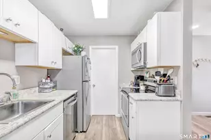 70 Ferry Ct, Stratford, CT 06615 - Photo 13