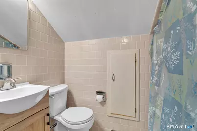 215 Walnut Street, Putnam, CT 06260 - Photo 23