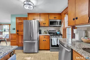 215 Walnut St, Putnam, CT 06260 - Photo 17