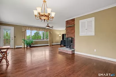 13 Governors Lane, Bethel, CT 06801 - Photo 3