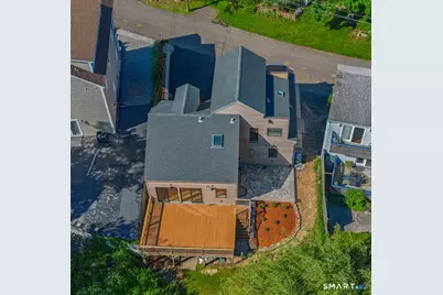 34 Howard Avenue, Branford, CT 06405 - Photo 3