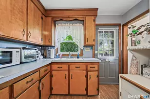 30 Welles St, Waterbury, CT 06706 - Photo 13