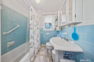 30 Welles St, Waterbury, CT 06706 - Photo 27