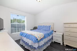 4 Apache Rd, East Hartford, CT 06118 - Photo 9