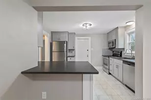 223 Townsend Ave, New Haven, CT 06512 - Photo 11