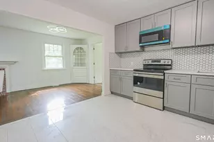 24 Sunfield Cir, Waterbury, CT 06708 - Photo 7