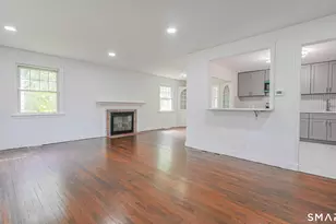 24 Sunfield Cir, Waterbury, CT 06708 - Photo 5